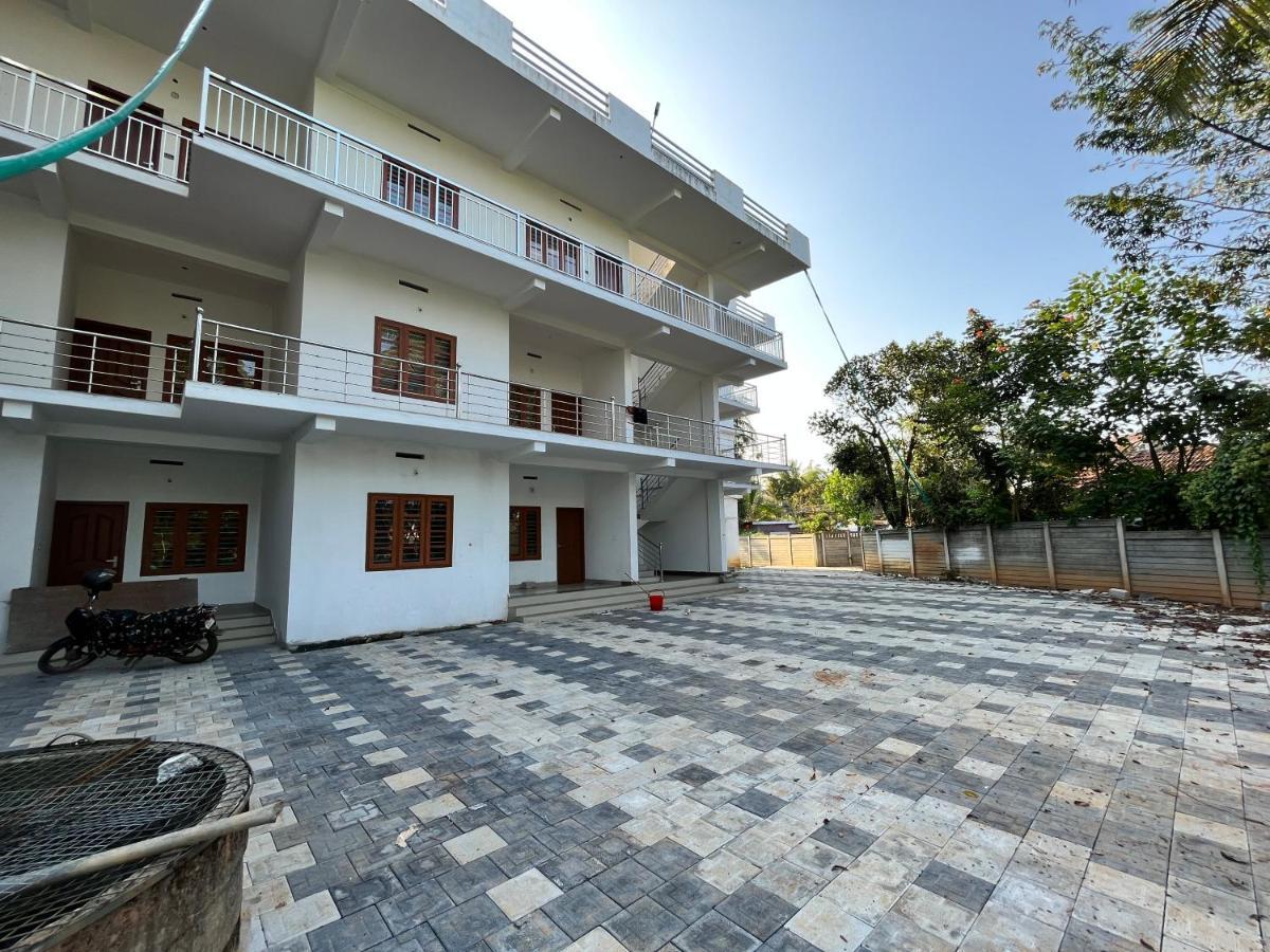Wayanad Biriyomz Residency, Kalpatta, Low Cost Rooms And Deluxe Apartment Ngoại thất bức ảnh